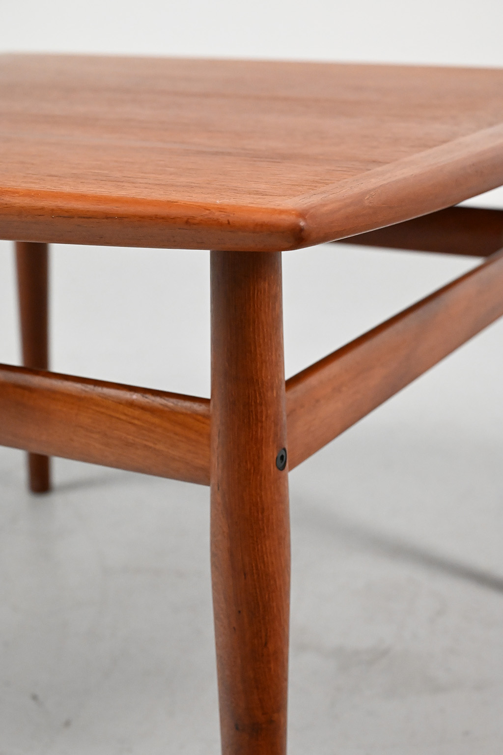 xxxxx Grete Jalk salontafel 6